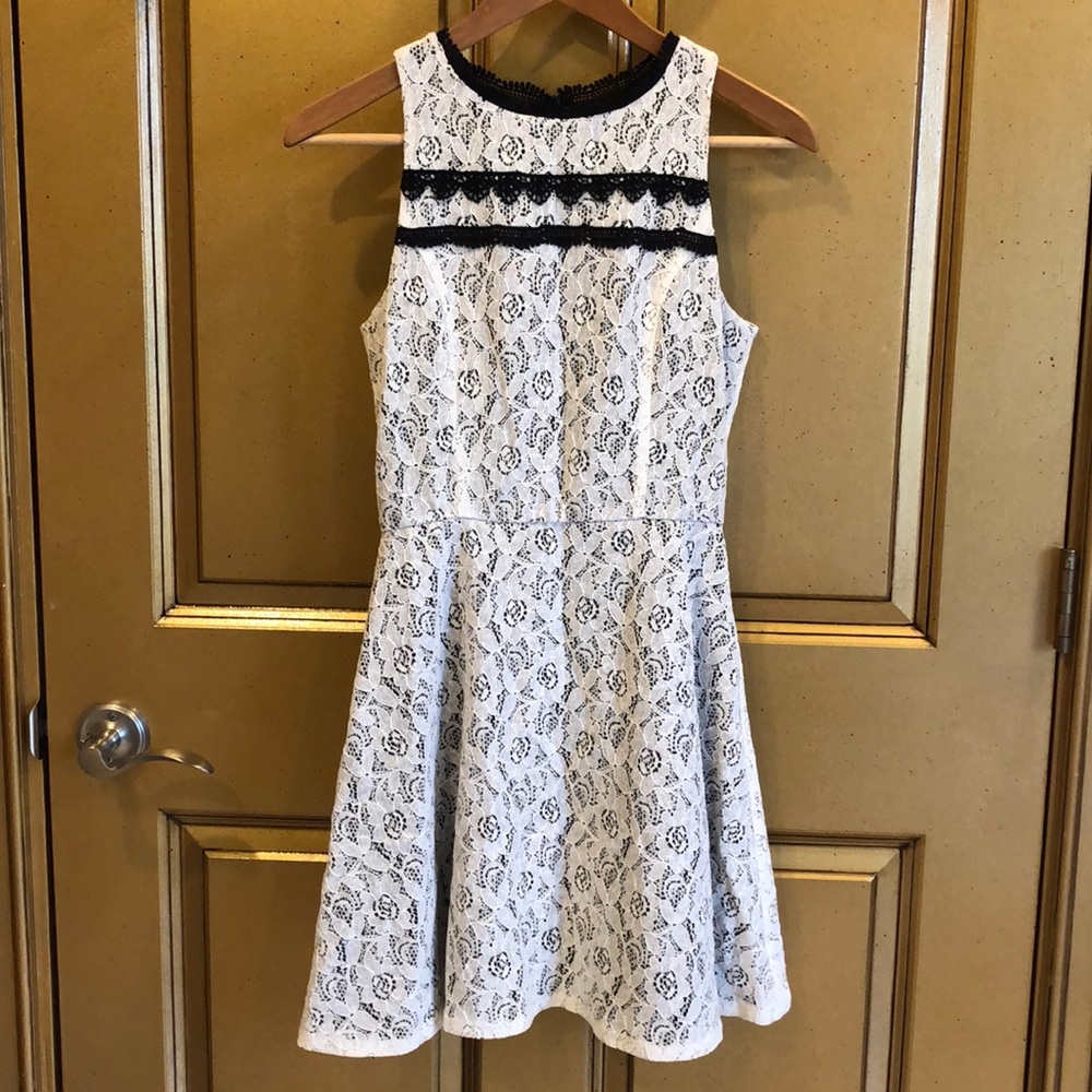 Bloomingdales White Lace Brunch Dress
